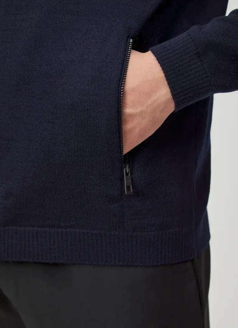 Maerz Muenchen Strickjacke100% MerinowolleArt. Nr. 598000-399