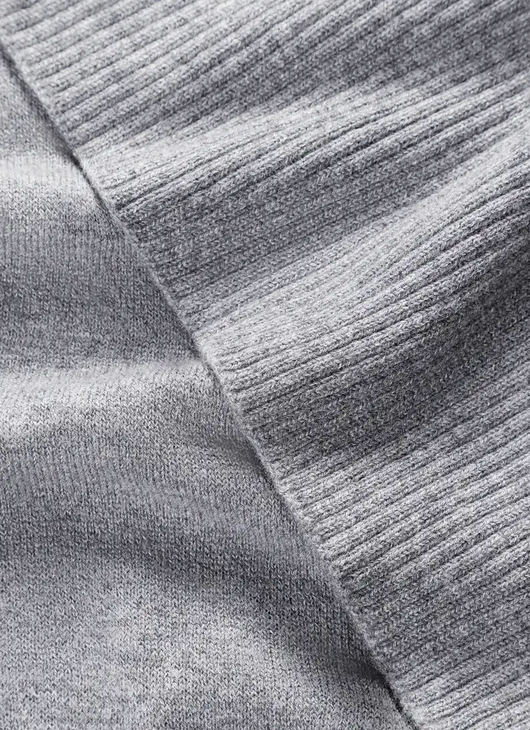 Maerz Muenchen Strickschal100% Geelong-WolleArt. Nr. 816300-544