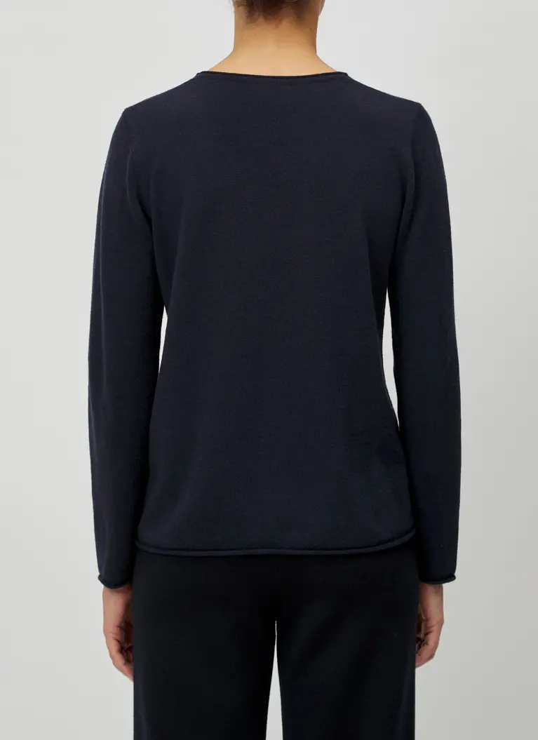 Maerz Muenchen V-Ausschnitt Pullover100% MerinowolleArt. Nr. 349500-399