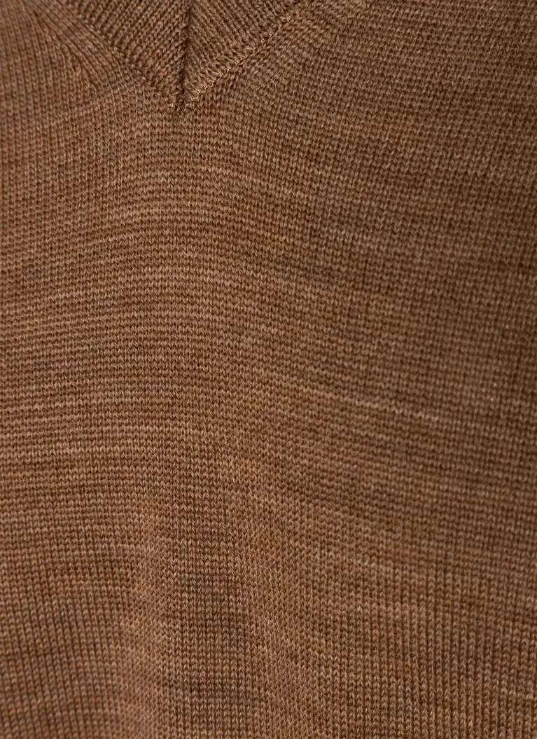 Maerz Muenchen V-Ausschnitt Pullover100% MerinowolleArt. Nr. 498840-170