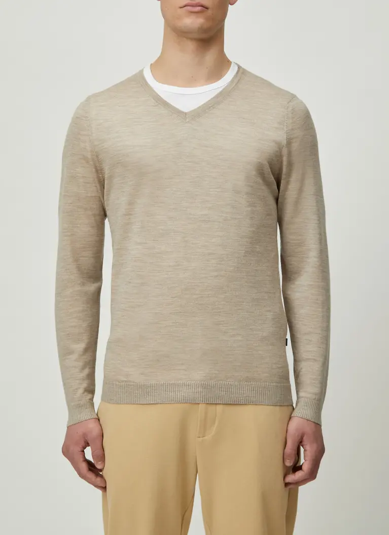 Maerz Muenchen V-Pullover100% MerinowolleArt. Nr. 403800-148