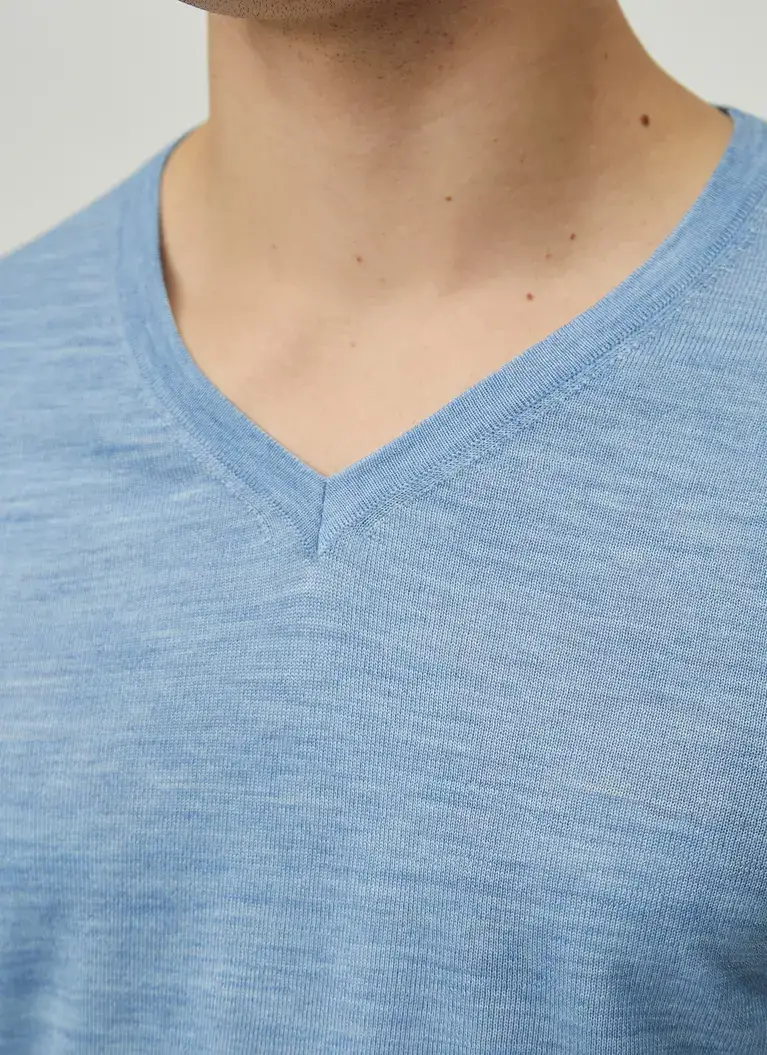 Maerz Muenchen V-Pullover100% MerinowolleArt. Nr. 403800-324