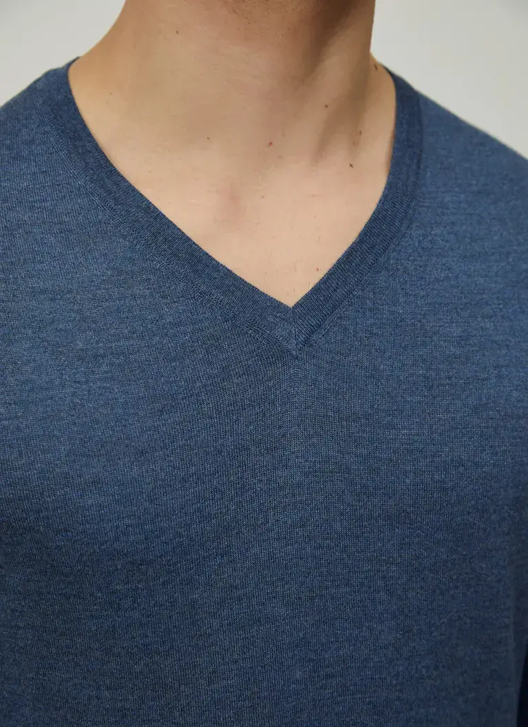 Maerz Muenchen V-Pullover100% MerinowolleArt. Nr. 403800-382