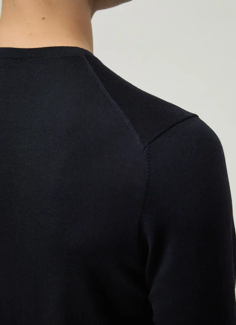 Maerz Muenchen V-Pullover100% MerinowolleArt. Nr. 403800-399