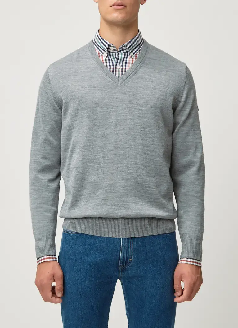 Maerz Muenchen V-Pullover100% MerinowolleArt. Nr. 490400-544