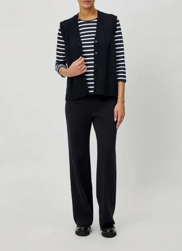 Maerz Muenchen Weste100% MerinowolleArt. Nr. 249600-399