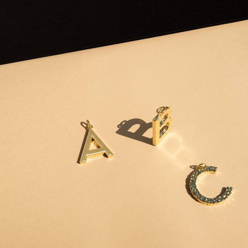 Maison Héroïne BUCHSTABEN ANHÄNGER