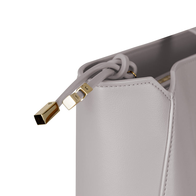 Maison Héroïne FRANCA 15" LAPTOP