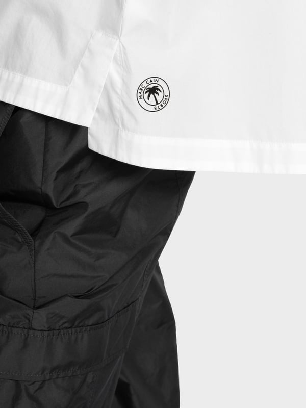 Marc Cain Ärmellose Hemdbluse "Rethink Together"