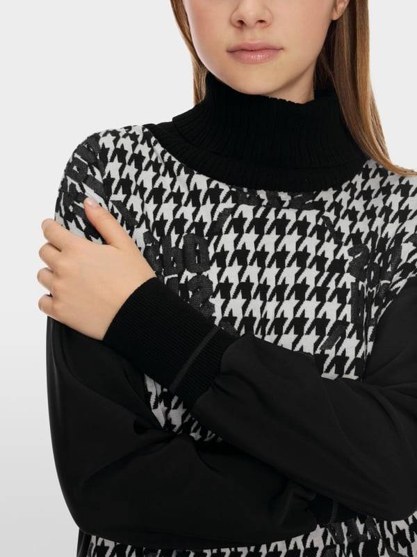 Marc Cain Chickcheck-Sweater Knitted In Germany