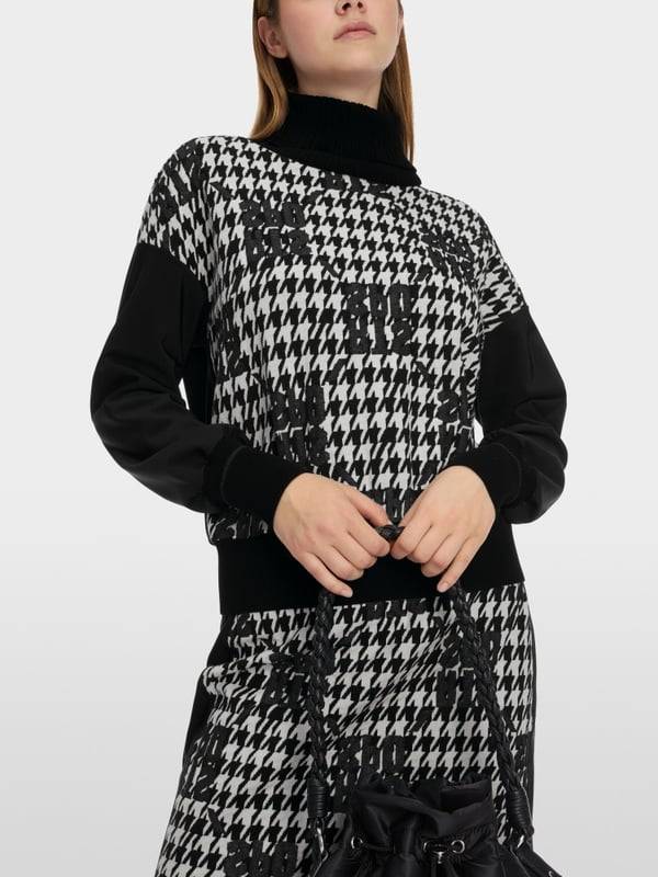 Marc Cain Chickcheck-Sweater Knitted In Germany