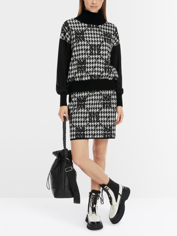 Marc Cain Chickcheck-Sweater Knitted in Germany