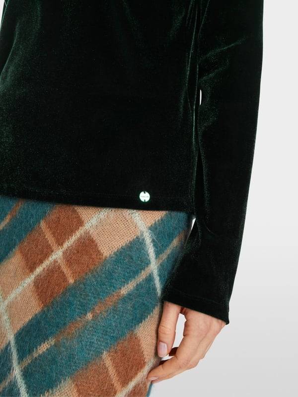 Marc Cain Figurnahes T-Shirt Mit Rollkragen