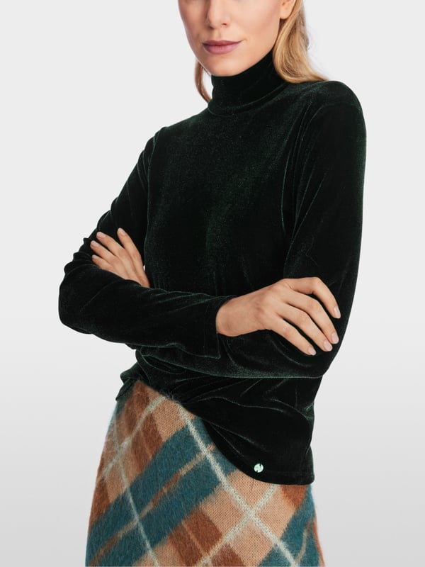 Marc Cain Figurnahes T-Shirt Mit Rollkragen