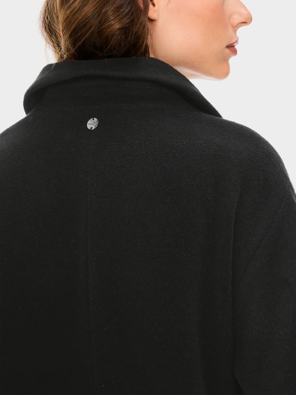 Marc Cain Flauschiger Mantel Mit Kimono-Ärmel