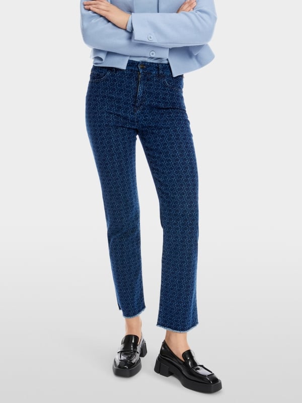 Marc Cain Jeans Modell FÉS "Rethink Together"