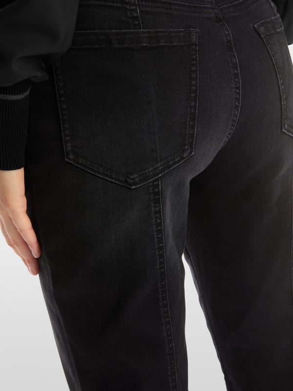 Marc Cain Jeans Modell SILEA "Rethink Together"