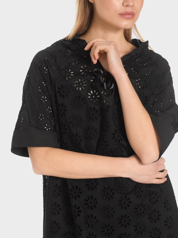 Marc Cain Kleid Mit Lochstickerei