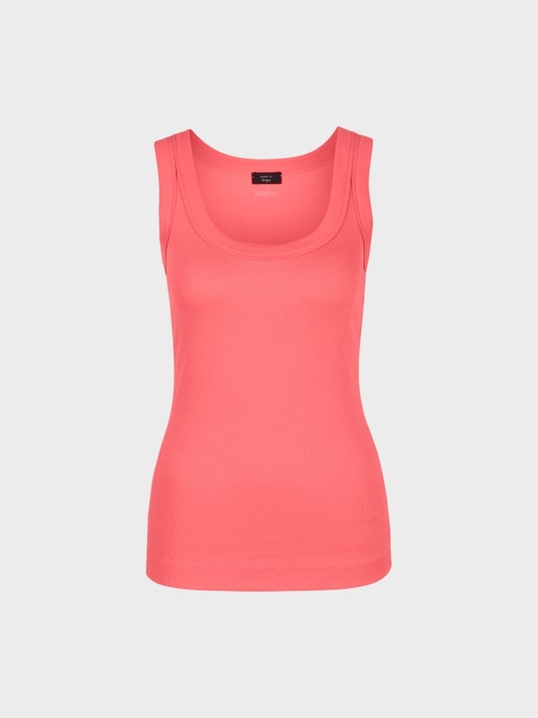 Marc Cain Körpernahes, ärmelloses Top