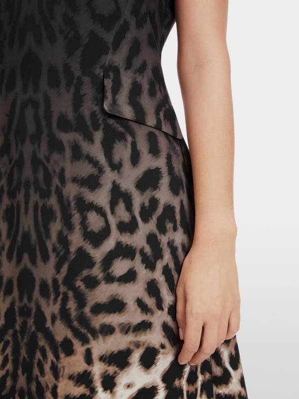 Marc Cain Kurzärmliges Leo-Kleid