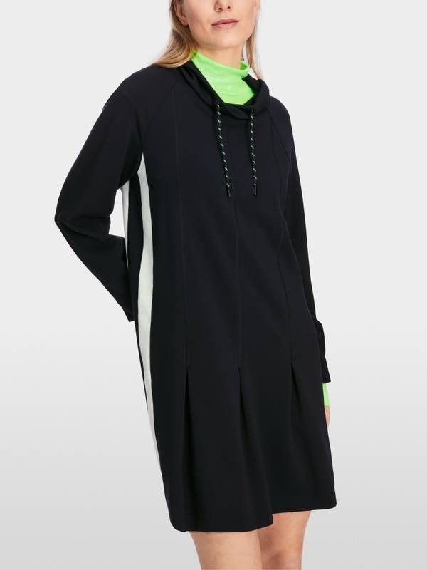 Marc Cain Kurzes Kleid Mit Kellerfalten