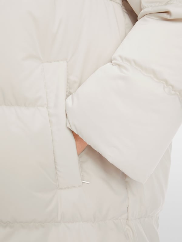 Marc Cain Langer Daunenmantel Mit Kapuze