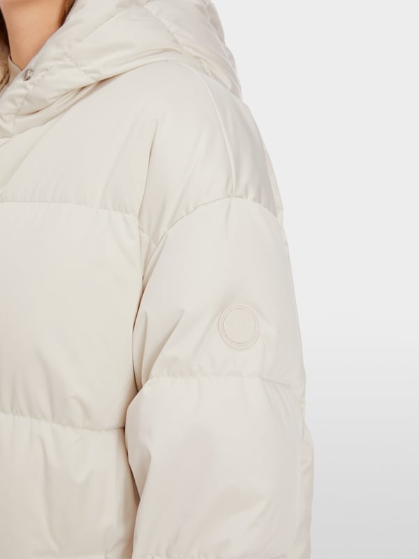 Marc Cain Langer Daunenmantel Mit Kapuze