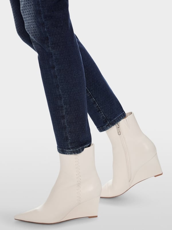 Marc Cain Low Waist Jeans - Modell SILVI