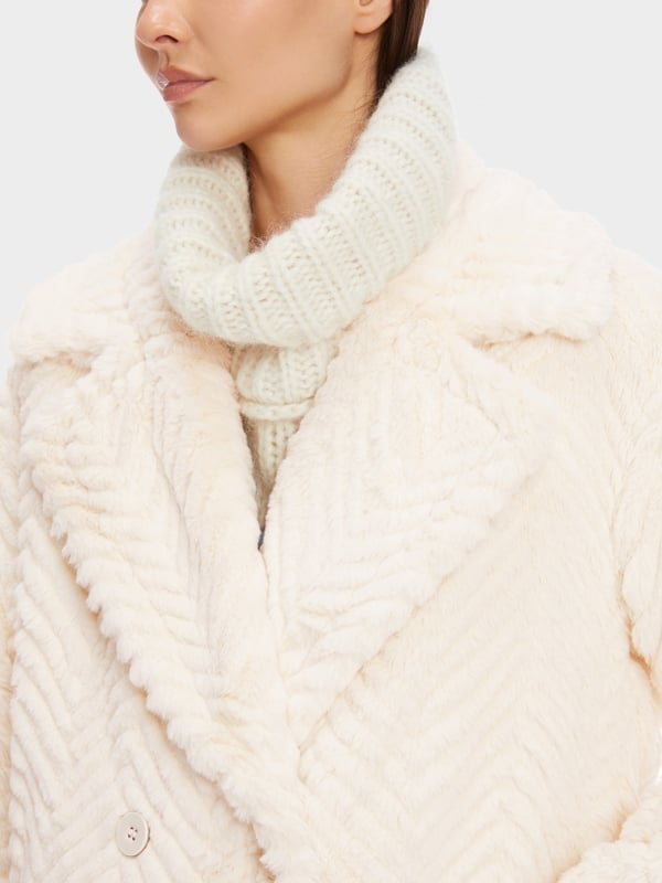 Marc Cain Mantel Aus Fun Fur In Fischgrat