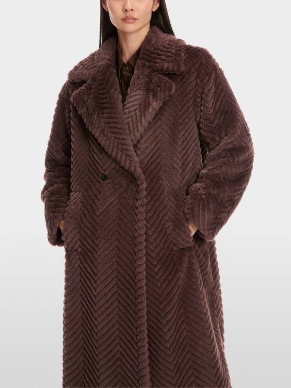 Marc Cain Mantel Aus Fun Fur In Fischgrat