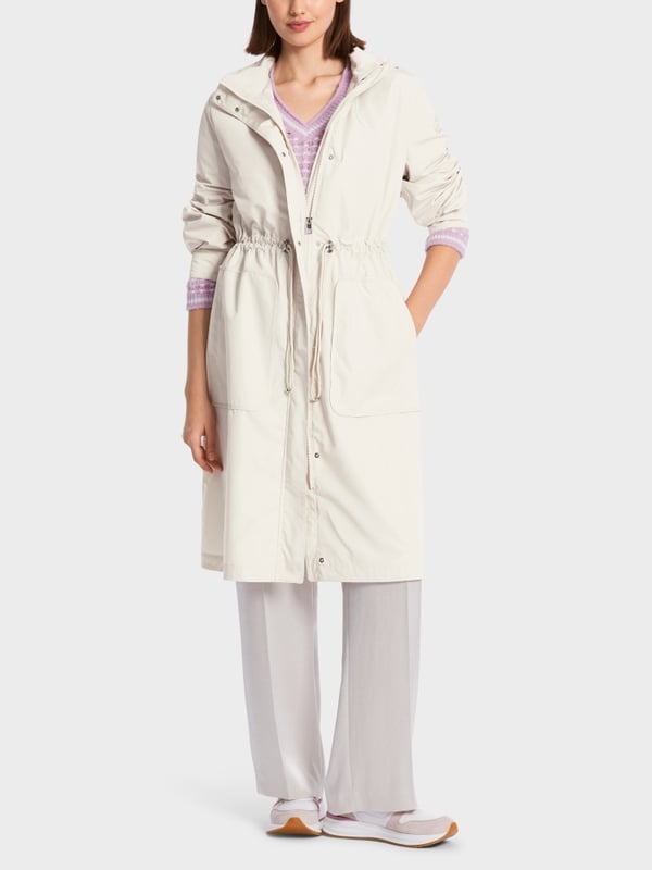 Marc Cain Mantel mit Taillenkordel