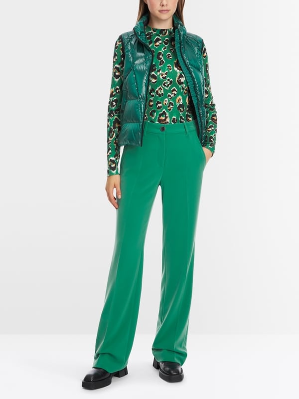 Marc Cain Modell FAID mit extra langem Bein