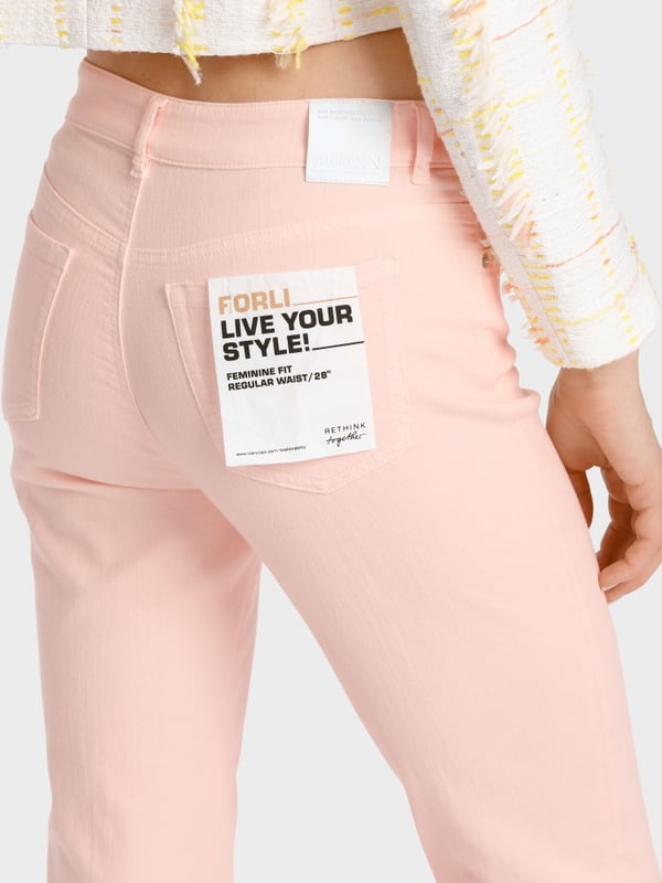 Marc Cain Modell FORLI – Jeans “Rethink Together”