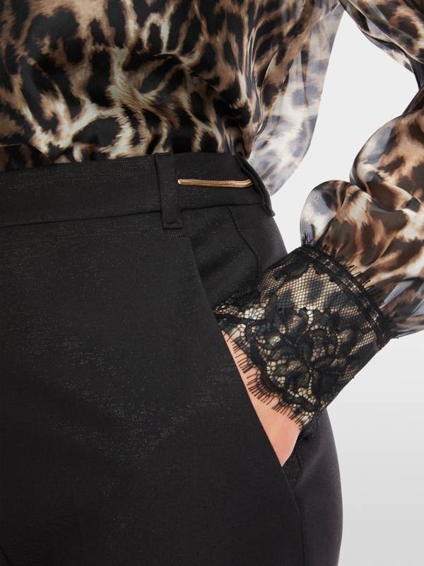 Marc Cain Modell FUZHOU Mit Glitzer-Details