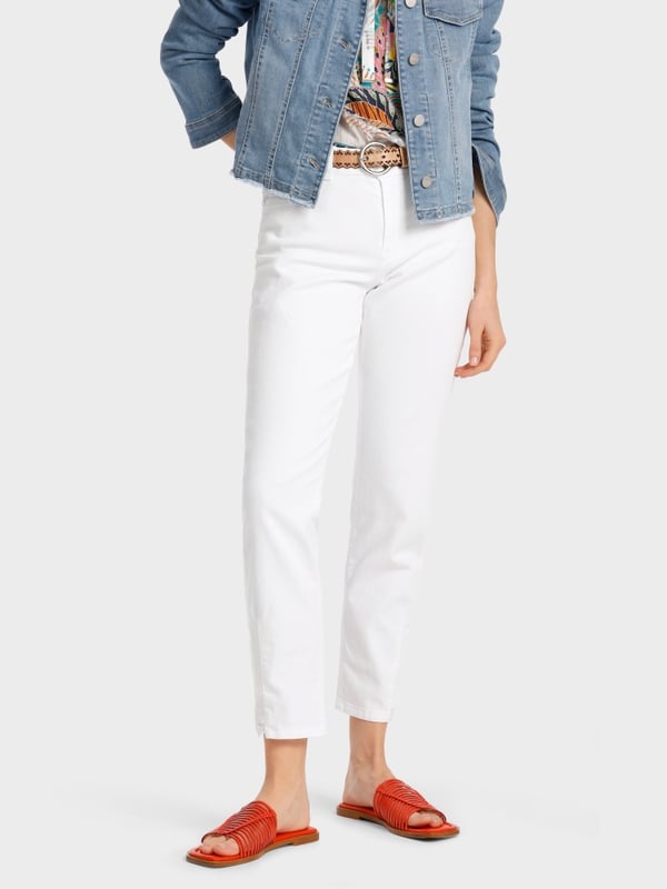 Marc Cain Modell SILEA – Jeans “Rethink Together”