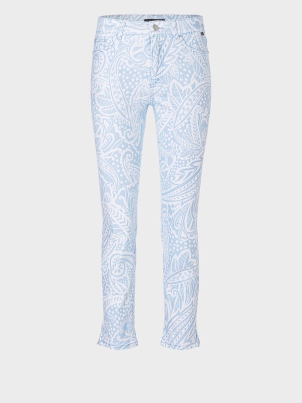 Marc Cain Modell SILEA – Jeans “Rethink Together”