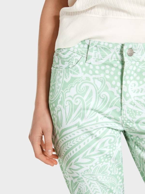 Marc Cain Modell SILEA – Jeans “Rethink Together”