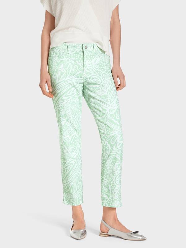 Marc Cain Modell SILEA – Jeans “Rethink Together”