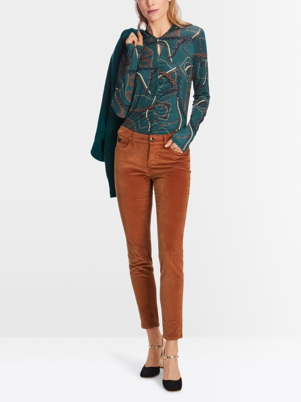 Marc Cain Modell SILVI im samtig weichen Material