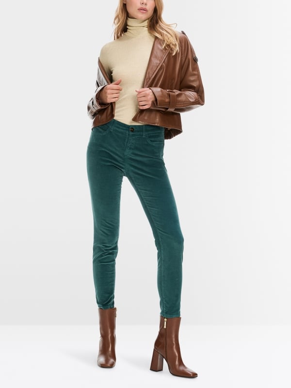 Marc Cain Modell SILVI im samtig weichen Material