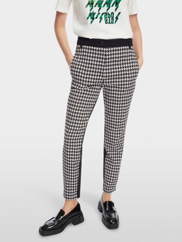 Marc Cain Modell SLIVEN Mit Chickcheck-Dessin