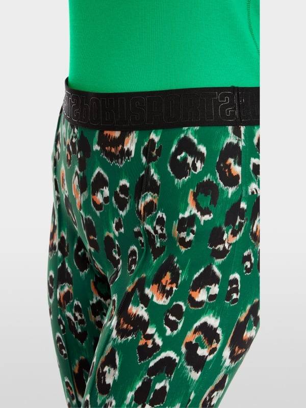 Marc Cain Modell SOFIA Aus Scuba-Jersey