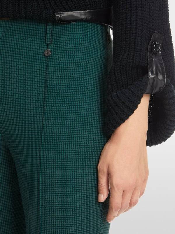 Marc Cain Modell SYDNEY Karohose In Technostretch