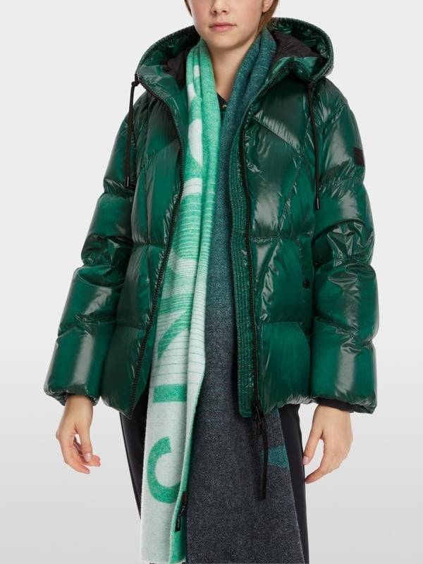 Marc Cain Outdoor-Jacke Im Shiny Nylon