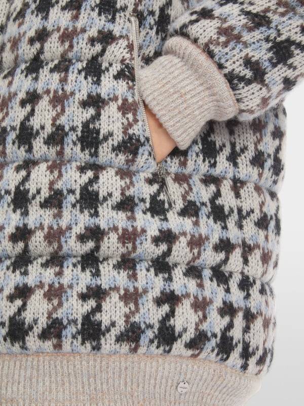 Marc Cain Outdoor-Jacke Knitted In Germany