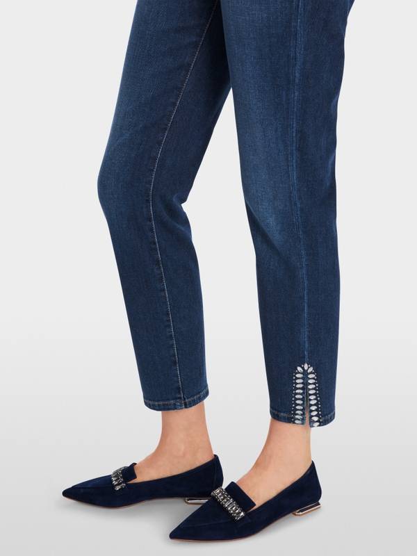 Marc Cain "Rethink Together" Modell WIGAN - Strass