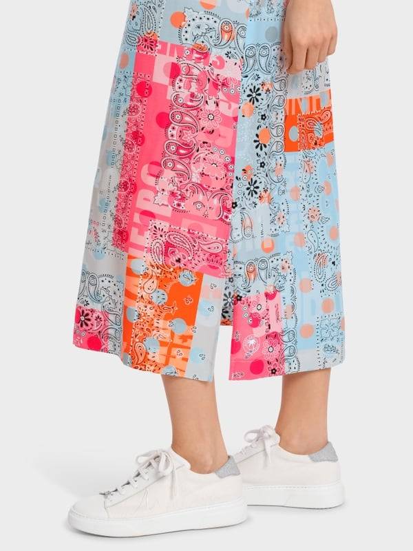 Marc Cain "Rethink Together" Rock Mit Bandanaprint