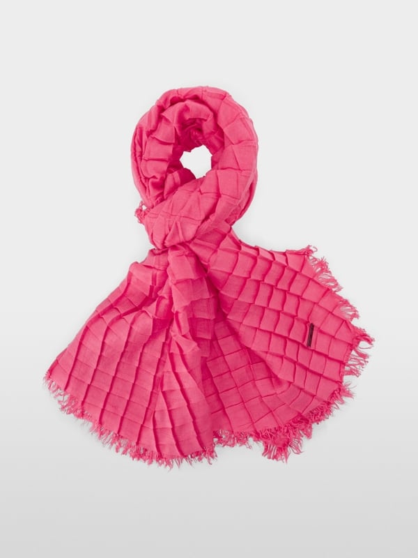 Marc Cain Schal mit quadratischem Plissee