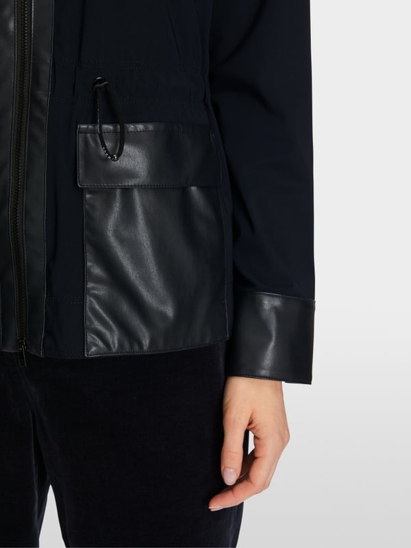 Marc Cain Sportive Jacke In Materialmix