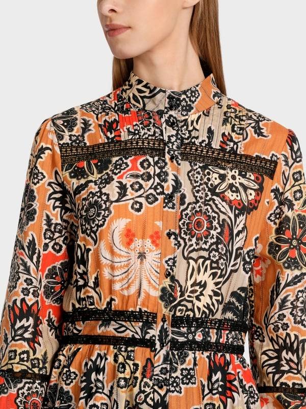 Marc Cain Tailliertes Stufenkleid Mit Stehkragen